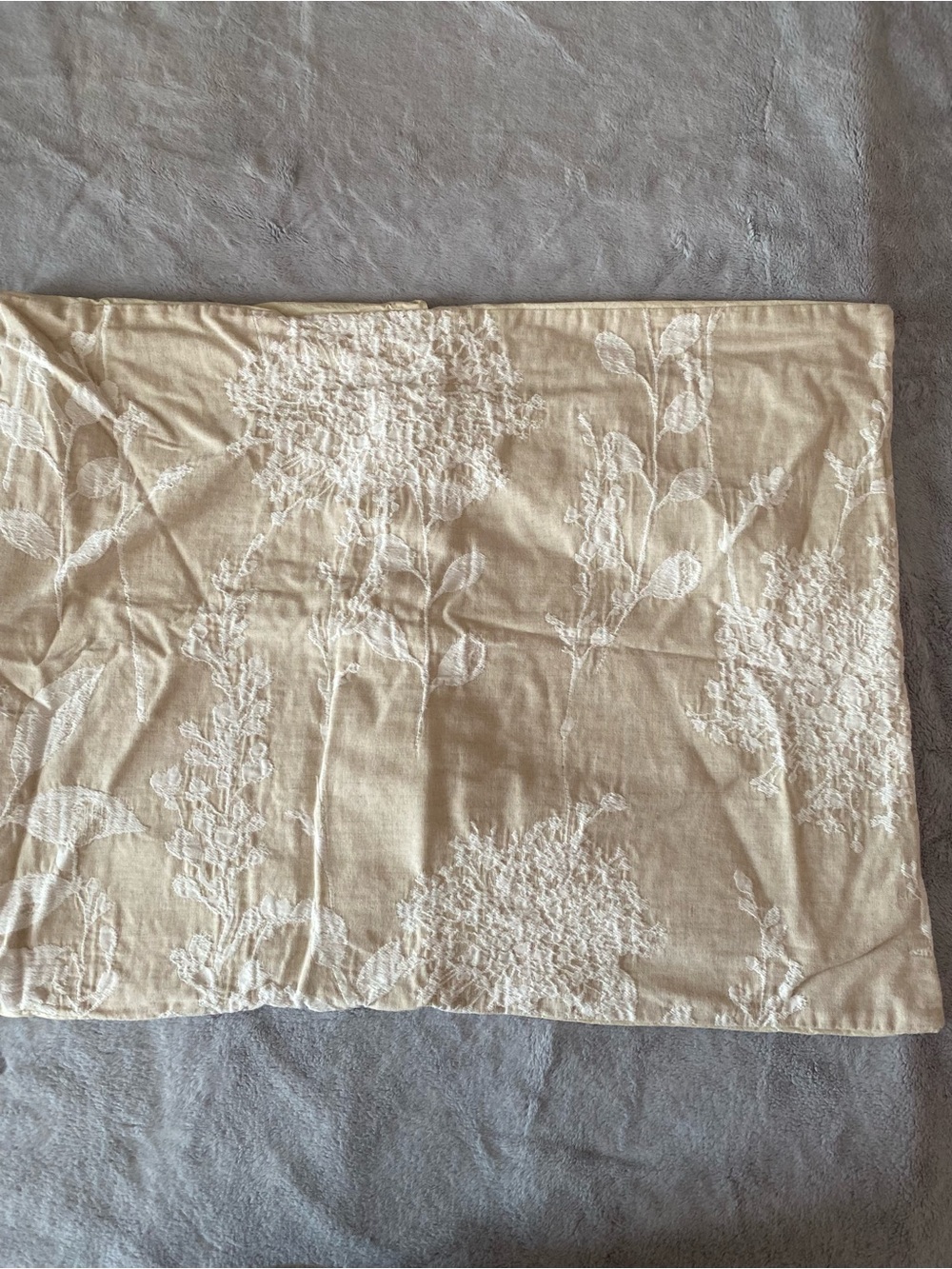 Garnet Hill linen/cotton blend embroidered pillow case